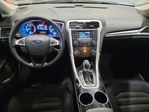 Used 2013 Ford Fusion SE image 22