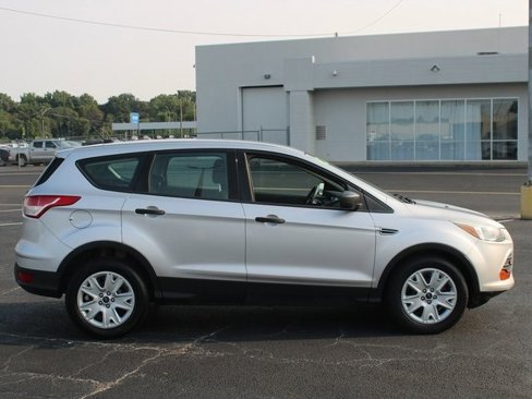Used 2015 Ford Escape S image 7