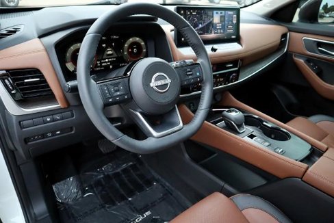 Certified 2024 Nissan Rogue Platinum w/ Platinum Premium Package image 19