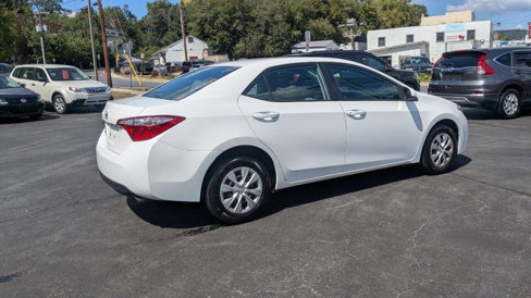 Used 2015 Toyota Corolla L image 19
