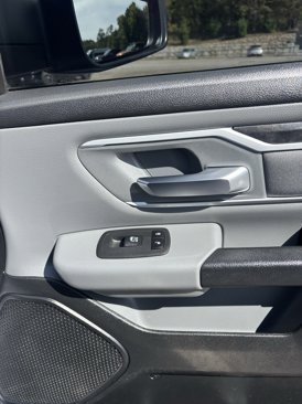 Used 2020 RAM 1500 Big Horn image 17