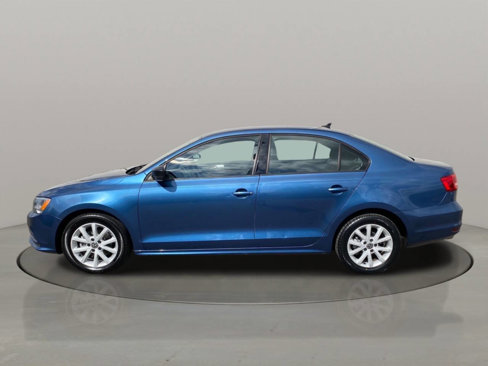 Used 2015 Volkswagen Jetta SE image 3