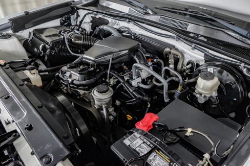 Used 2018 Toyota Tacoma SR image 40