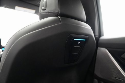 Used 2024 BMW 530i xDrive w/ Premium Package image 39