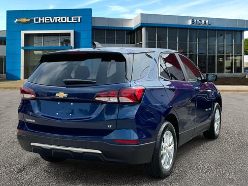 Used 2023 Chevrolet Equinox LT image 5