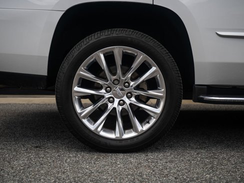 Used 2020 Cadillac Escalade Luxury image 12