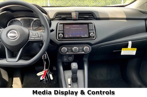 Certified 2025 Nissan Versa S w/ Trunk Package image 5
