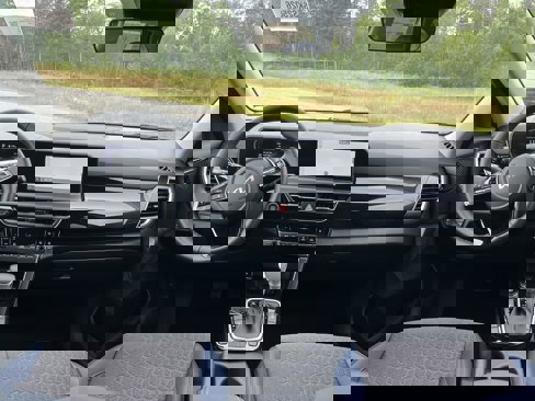 New 2025 Kia Seltos S image 18