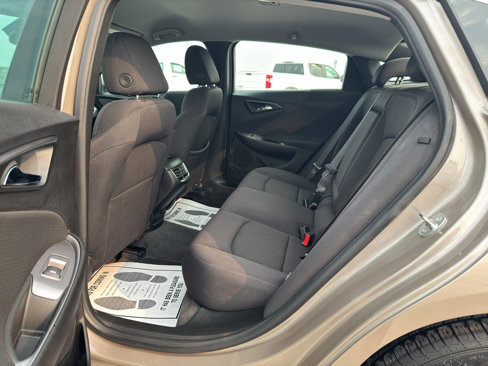 Used 2024 Chevrolet Malibu LT image 18