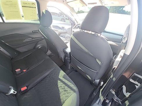 Used 2021 Nissan Kicks S image 19