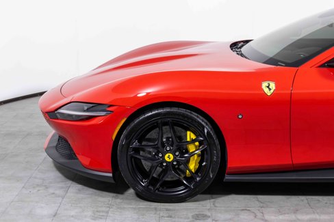 Used 2021 Ferrari Roma image 13