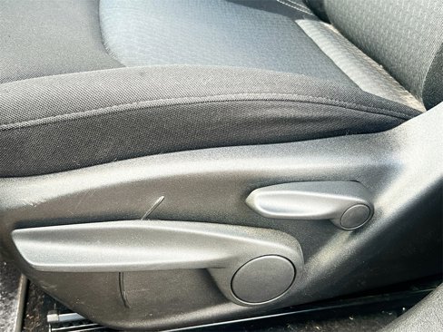 Used 2021 Jeep Renegade Latitude image 21