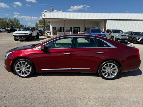 Used 2017 Cadillac XTS Premium Luxury image 3