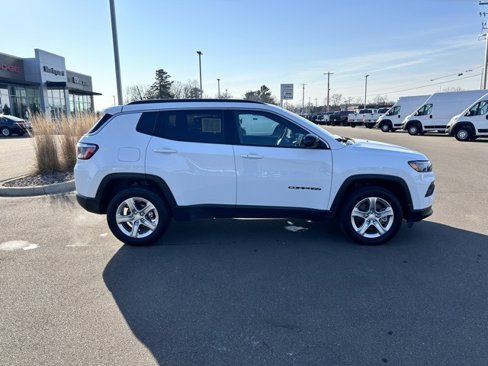 Certified 2024 Jeep Compass Latitude w/ Altitude Special Edition image 2