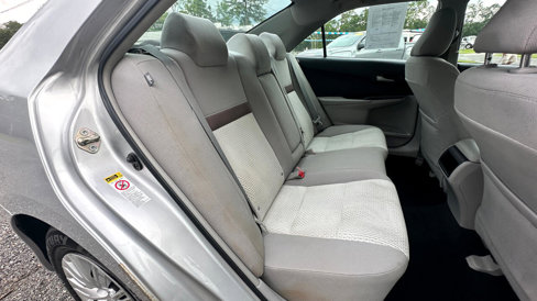 Used 2014 Toyota Camry SE image 13