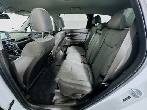 Used 2019 Hyundai Santa Fe SEL image 28