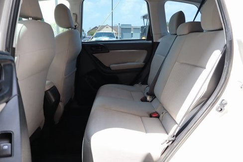 Used 2015 Subaru Forester 2.5i w/ Alloy Wheel Package image 34
