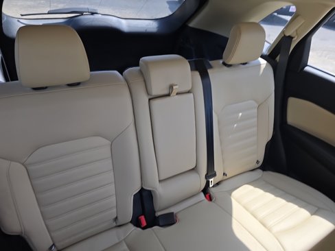 Used 2024 Ford Edge SEL w/ Convenience Package image 13