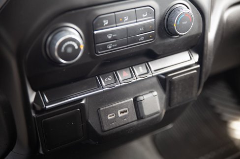 Used 2021 Chevrolet Silverado 1500 Custom image 15