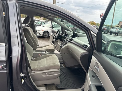 Used 2016 Honda Odyssey SE image 13