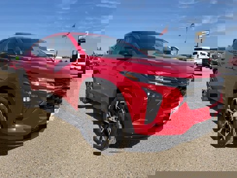 New 2026 Chevrolet Trax RS w/ Driver Confidence Package image 1
