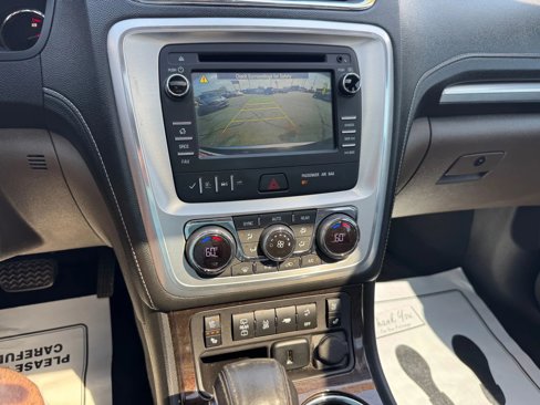 Used 2016 GMC Acadia SLT image 15