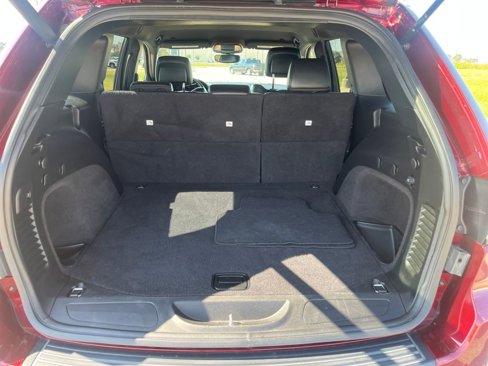 Used 2019 Jeep Grand Cherokee Altitude image 32