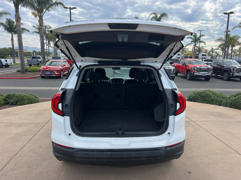 Used 2020 GMC Terrain SLE image 6