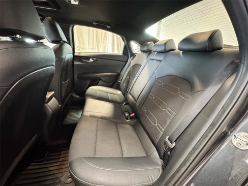Used 2020 Kia Forte GT-Line w/ GT-Line Premium Package image 21