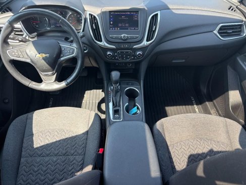 Used 2022 Chevrolet Equinox LT image 11