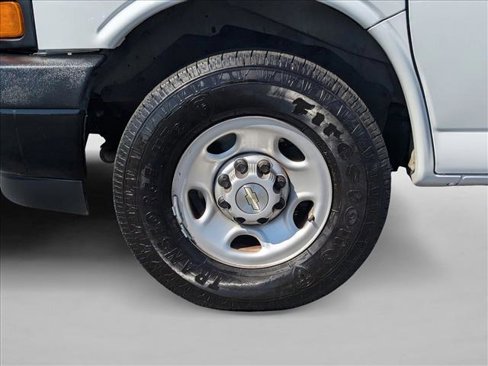 Used 2020 Chevrolet Express 2500 w/ Communications Package image 21
