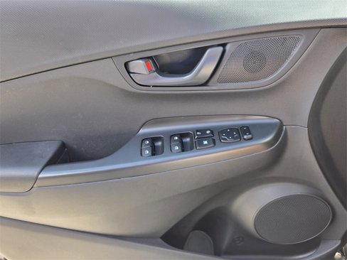 Certified 2023 Hyundai Kona SEL image 29