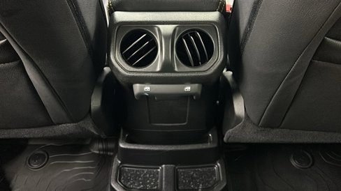 Used 2024 Jeep Wrangler Unlimited w/ Convenience Group image 34