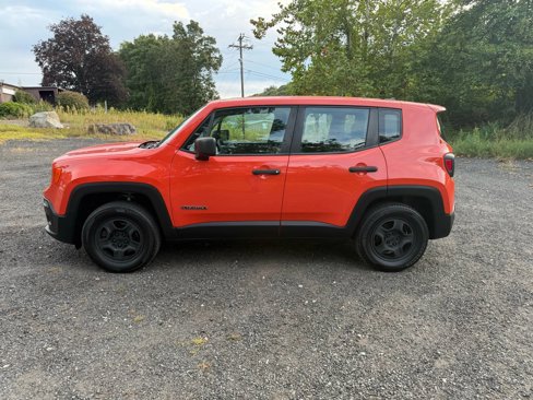 Used 2015 Jeep Renegade Sport w/ Power & Air Group image 8