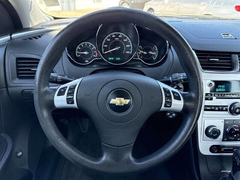Used 2011 Chevrolet Malibu LT w/ Power Convenience Package image 22