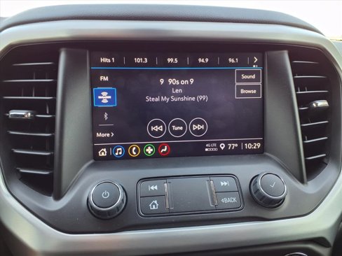 Used 2023 GMC Acadia SLE w/ Driver Convenience Package image 5