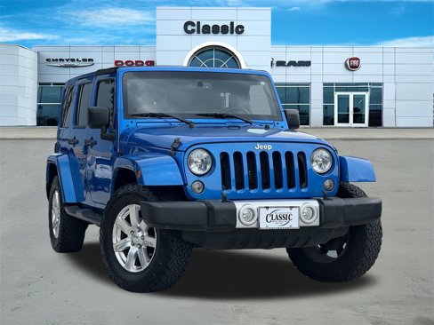 Used 2015 Jeep Wrangler Unlimited Sahara w/ Connectivity Group image 2