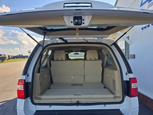 Used 2017 Ford Expedition EL XLT w/ Equipment Group 202A image 19