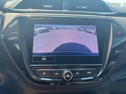 Used 2021 Chevrolet TrailBlazer RS w/ Technology Package image 28