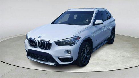 Used 2018 BMW X1 xDrive28i image 3
