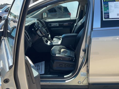 Used 2008 Lincoln MKX AWD image 9