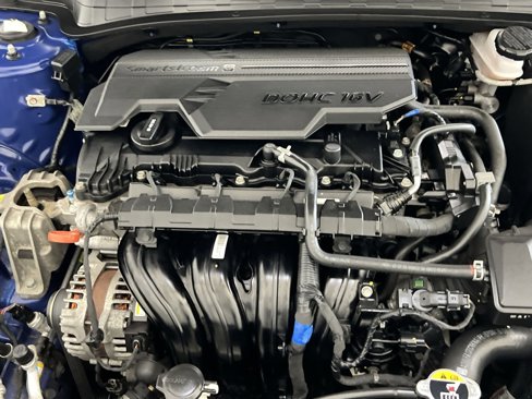 Used 2023 Hyundai Elantra SE image 25