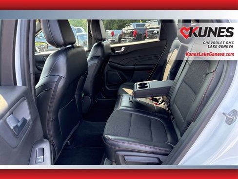 Used 2023 Ford Escape ST-Line image 14