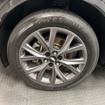 Used 2019 Cadillac XT5 Luxury w/ LPO, Black Ice Package image 12
