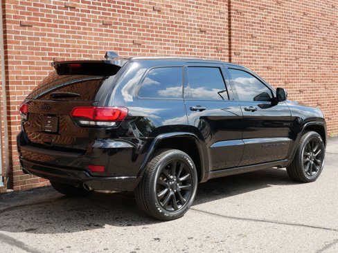 Used 2021 Jeep Grand Cherokee Laredo X image 25