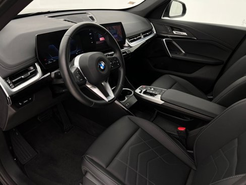 Certified 2025 BMW X1 xDrive28i w/ Convenience Package image 12