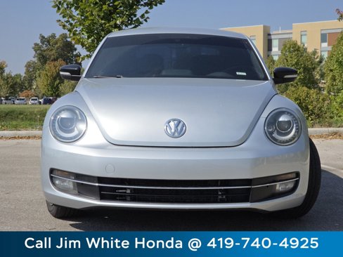 Used 2012 Volkswagen Beetle 2.0T image 12