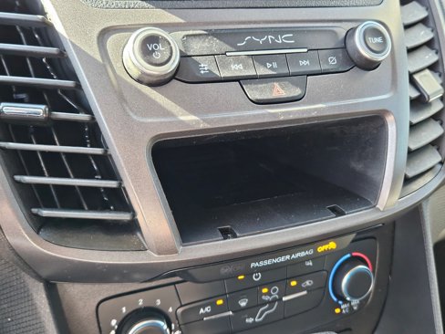 Used 2020 Ford Transit Connect XLT image 24