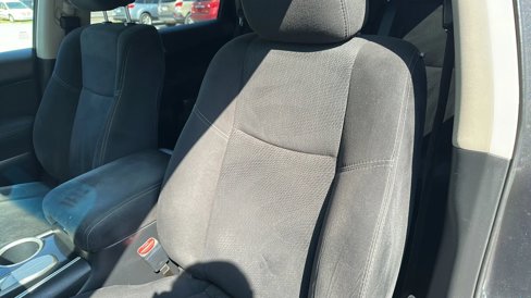 Used 2014 Nissan Pathfinder SV image 4
