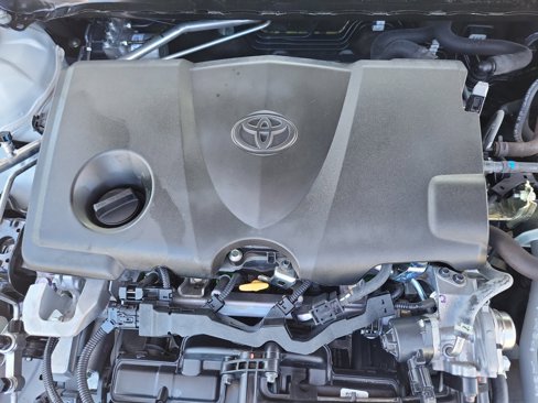 Used 2024 Toyota Camry SE image 29